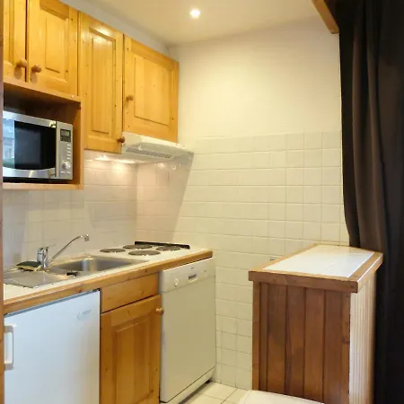Skis Aux Pieds A Avec Balcon, 6 Couchages, Proche Commerces Et Navettes - Fr-1-502-480 Apartment Tignes